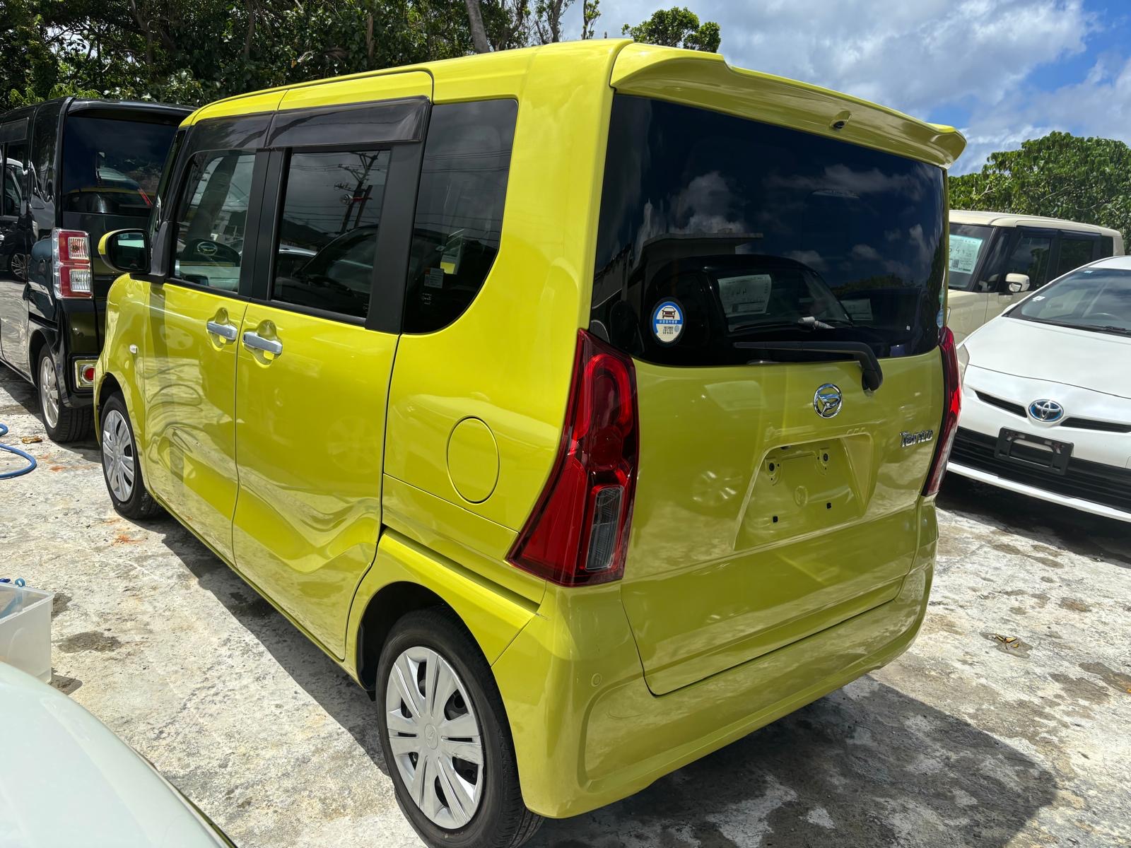 2019 Daihatsu Tanto X