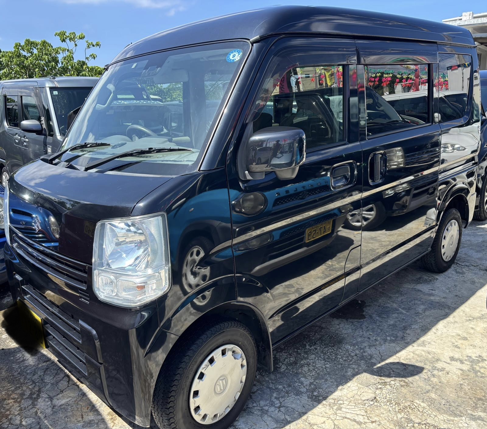 🚐✨ **Suzuki Every JOIN highly practical compact van!** ✨🚐