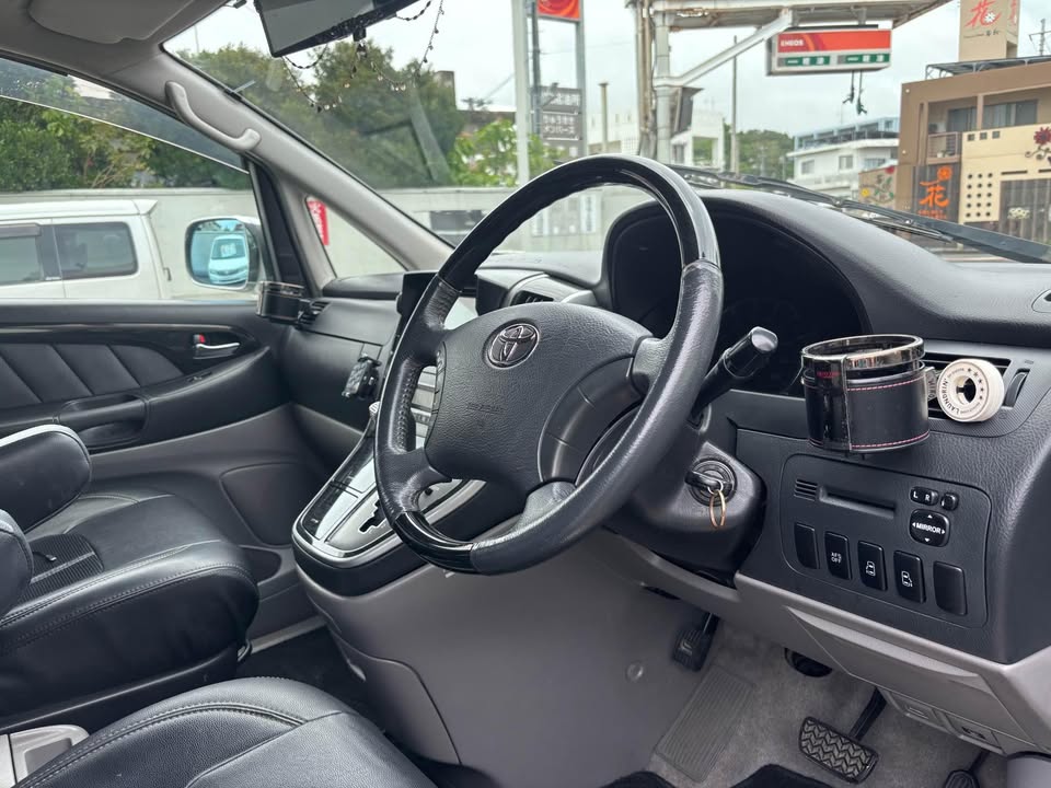 2005 Toyota Alphard Wagon 2.4 AS