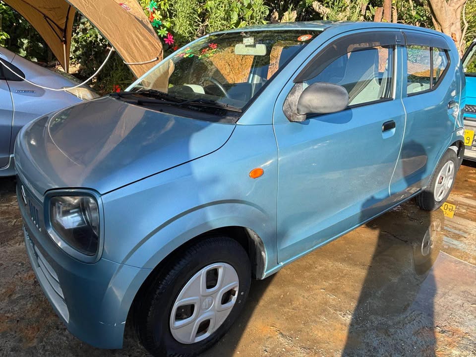 2015 Suzuki Alto F