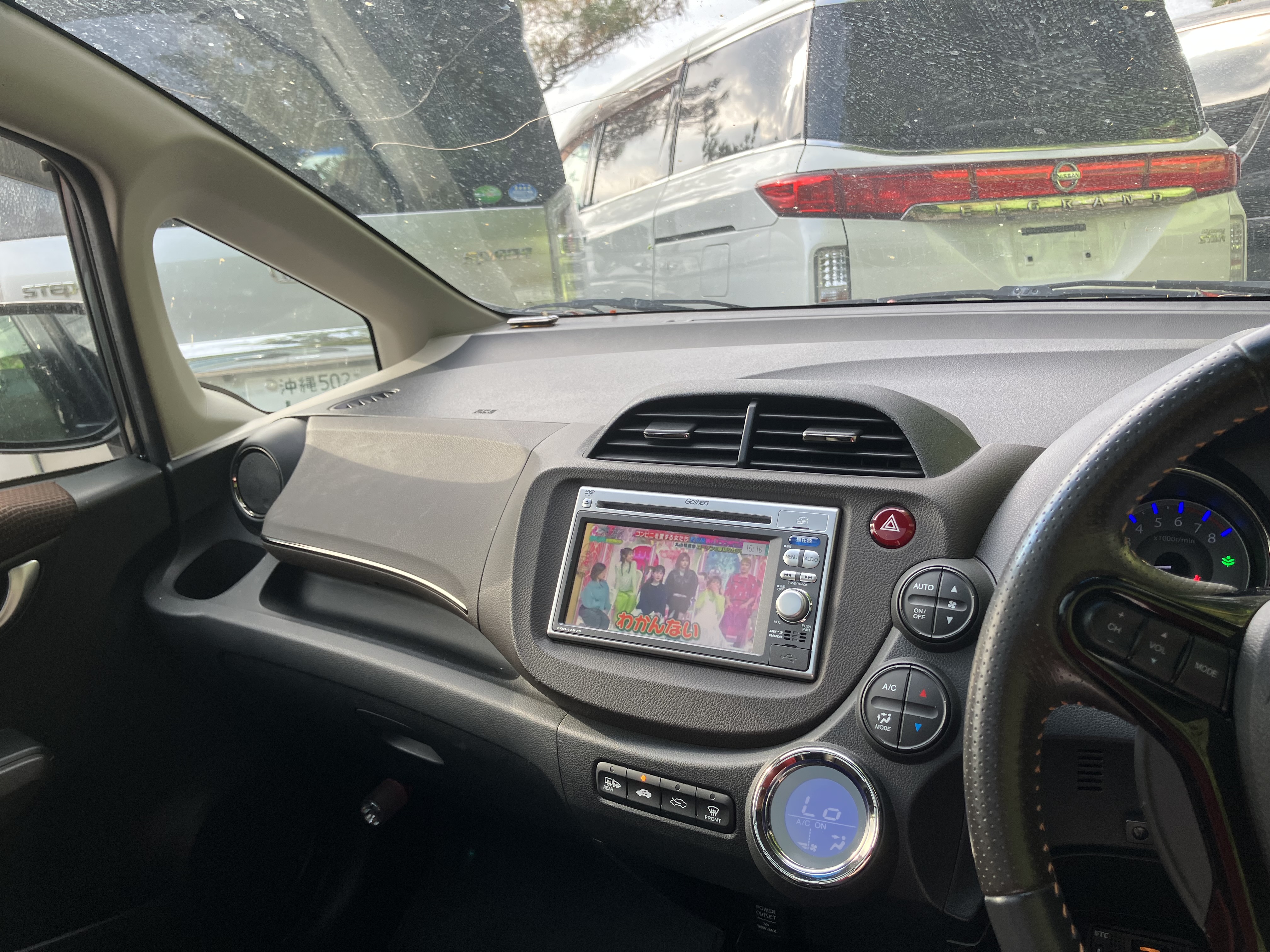 2012 Honda Fit shuttles with panoramic view