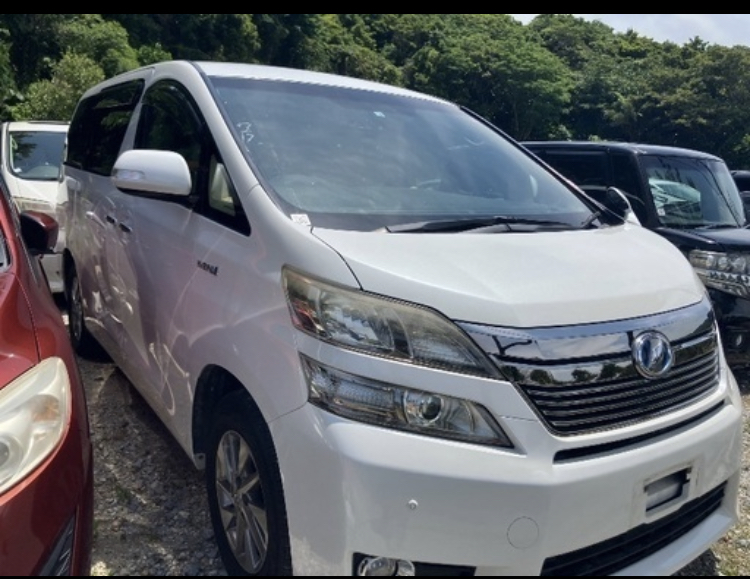 2014 Toyota Vellfire