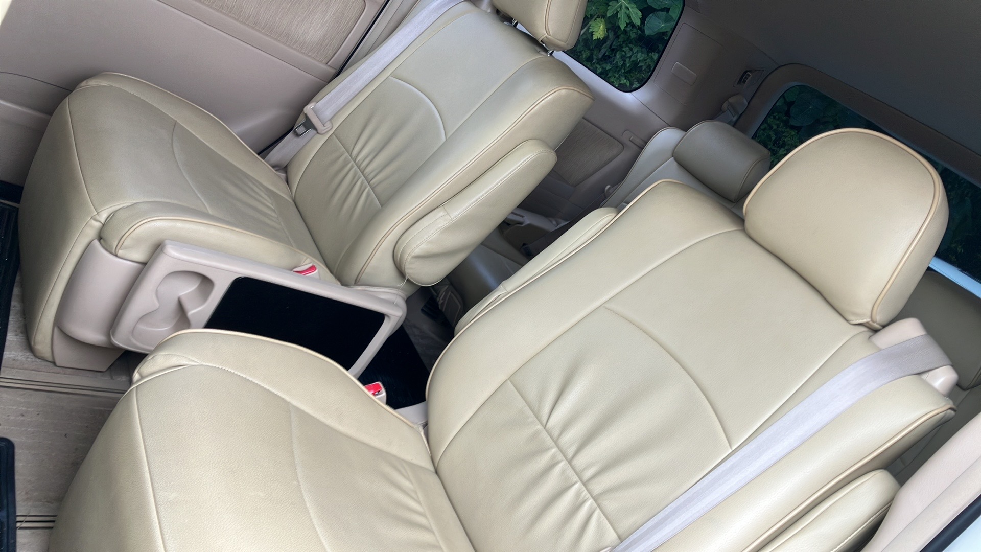 2014 Toyota Vellfire