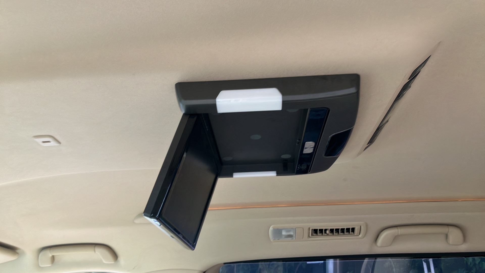 2014 Toyota Vellfire