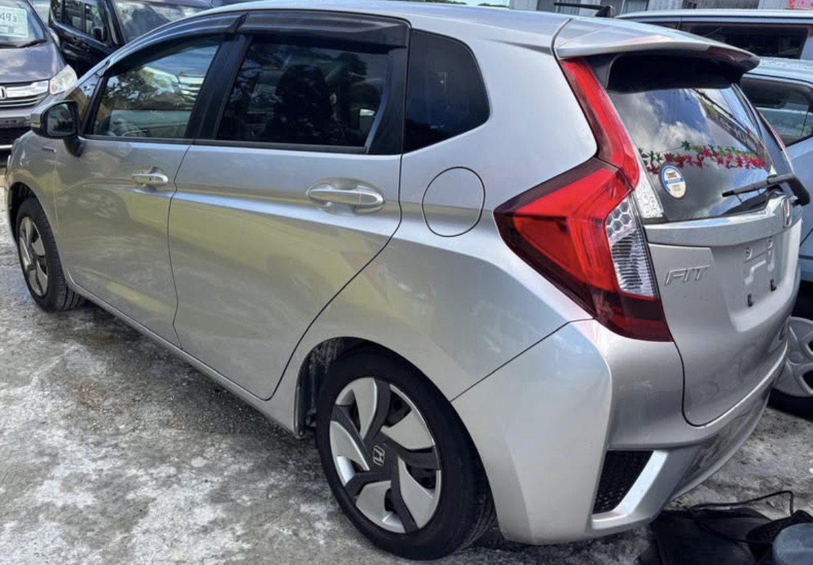 2014 Honda Fit Hybrid F pkg