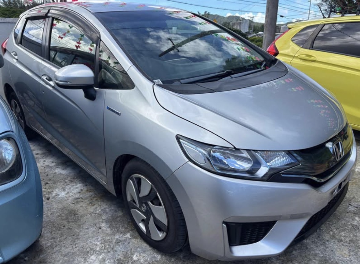 2014 Honda Fit Hybrid F pkg