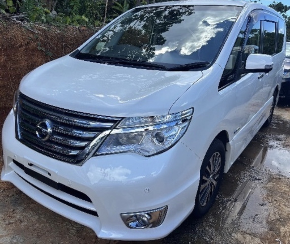 Nissan Serena Highway Star G S-HYBRID