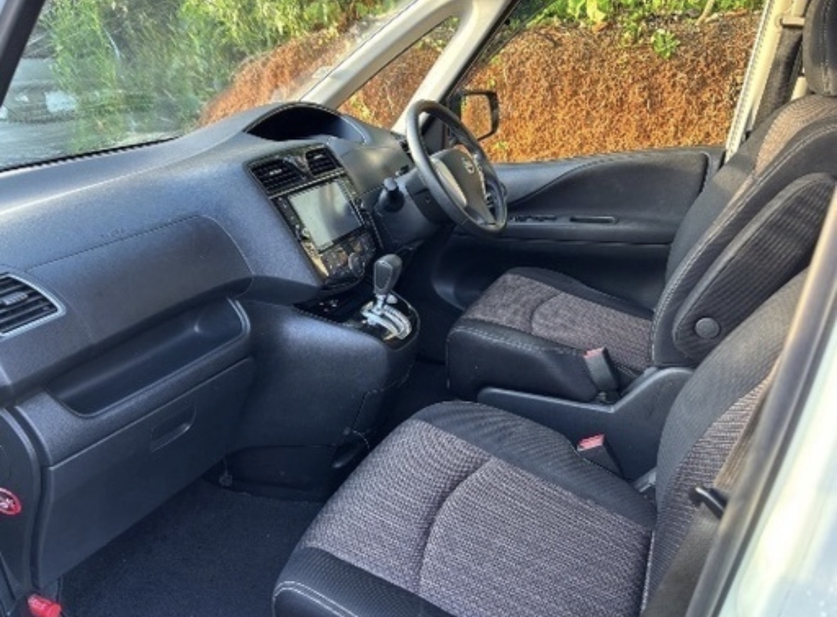 2015 Nissan Serena Highway Star G S-HYBRID