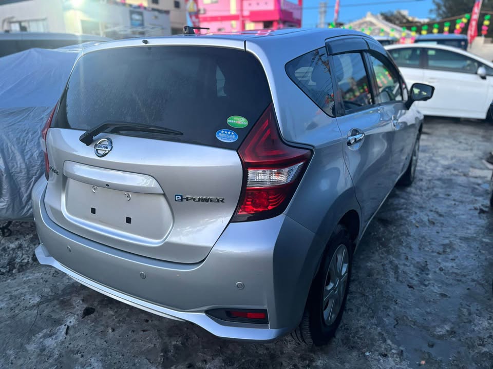 2020 Nissan Note 4WD e-POWER B FOUR