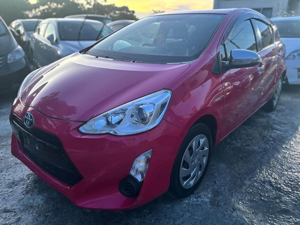 2015 Toyota Aqua S