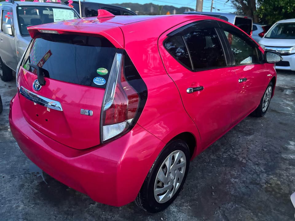 2015 Toyota Aqua S