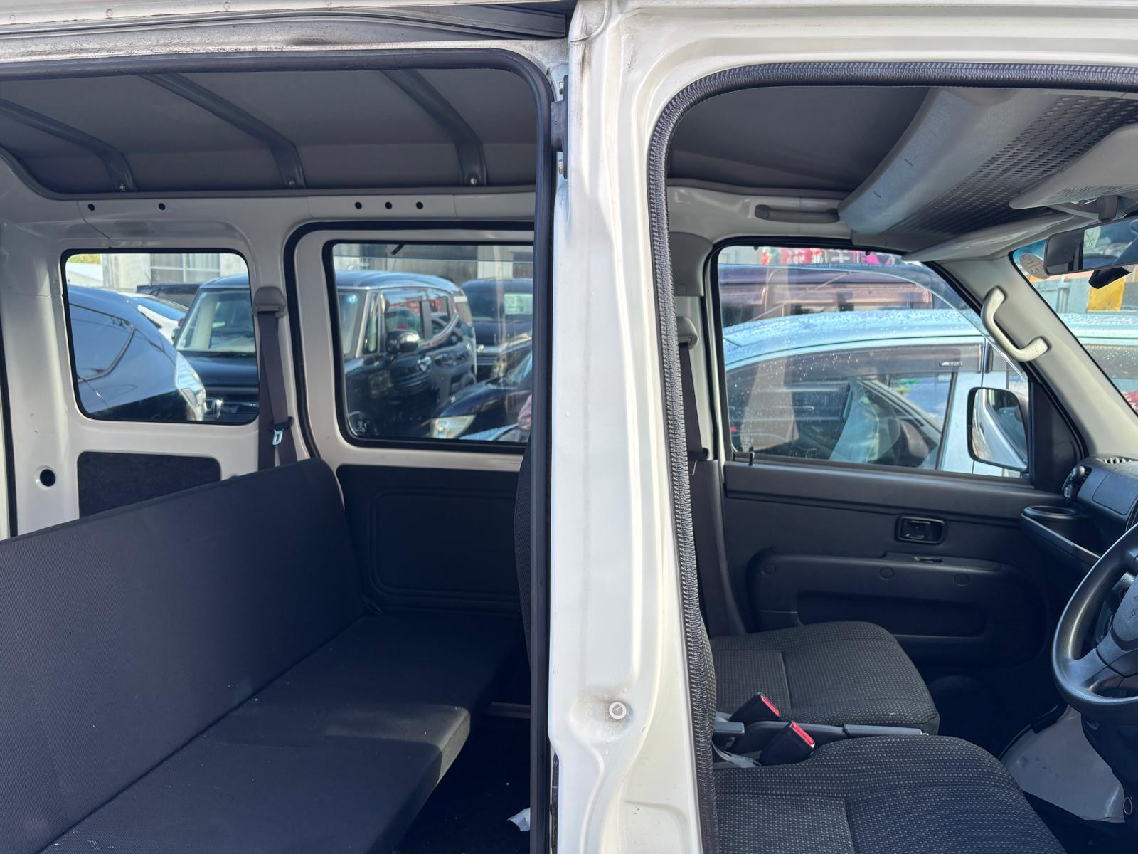 2019 Daihatsu Hijet Cargo Deluxe SAIII** ✨🚗