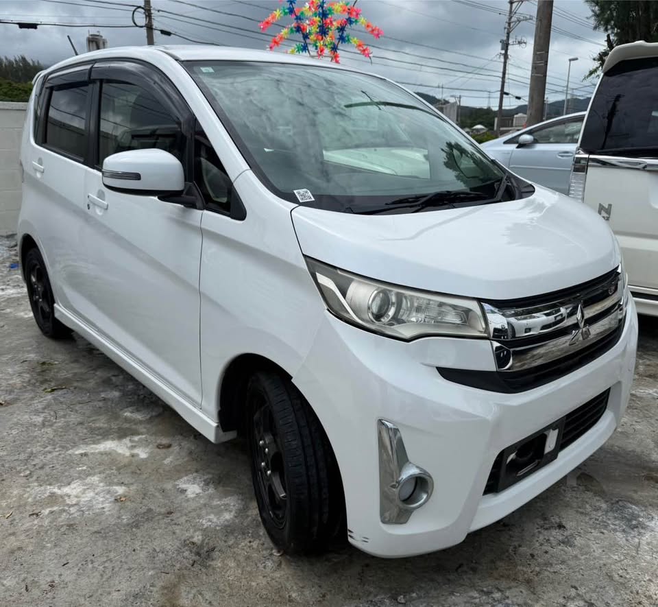 2013 Mitsubishi eK Custom Wagon T