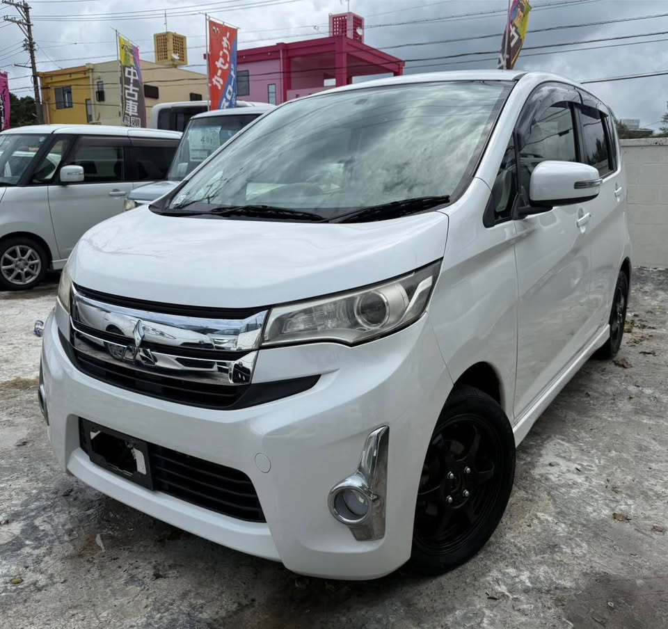 Mitsubishi eK Custom Wagon T
