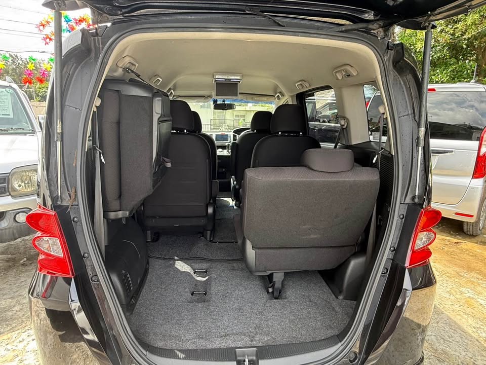 2011 Honda Freed 5-door Wagon GI
