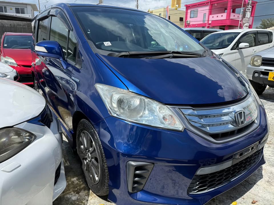 2013 Honda Freed Hybrid Just Selection