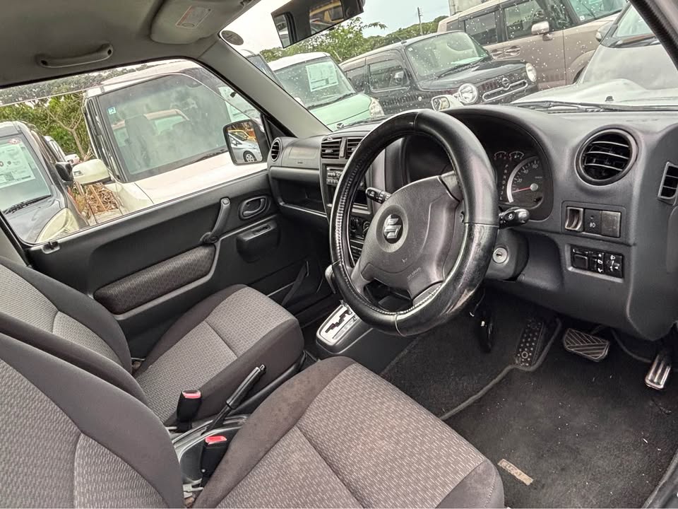 2005 Suzuki Jimny