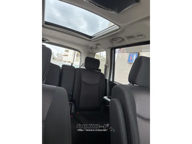 2013 Nissan Serena　Highway Star S-HV with panoramic Roof